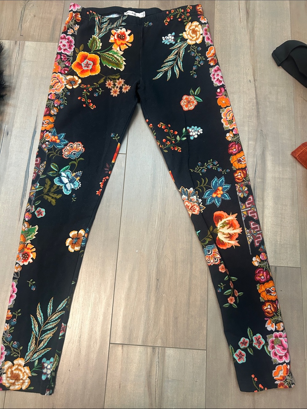 Johnny Was Black Floral Stretch Pants Leggings Boho Botanical Print
